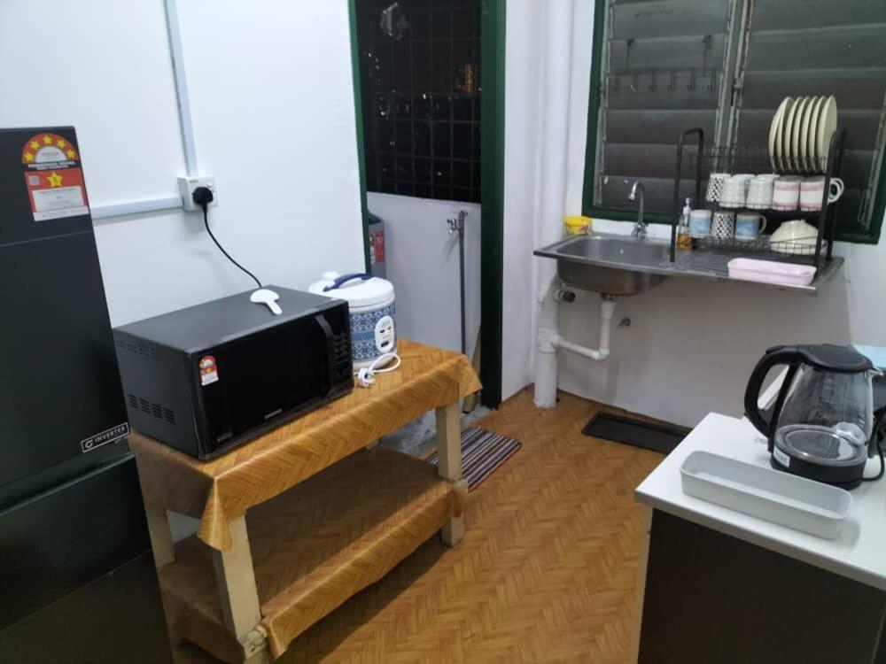 Khairul Homestay Pangsapuri Sutera Seberang Jaya Kampong Telok  Экстерьер фото